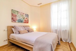 3 habitaciones, tabla de planchar con plancha y wifi gratis 
