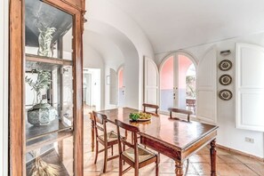 Dining - Villa Cartenì: Concierge Services by Feeling Italy (Massa Lubrense)