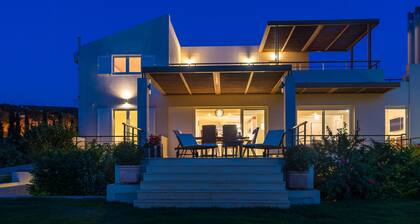 Legrena Beach Villa Sounio (vain muutaman metrin päässä rauhallisesta hiekkarannasta)