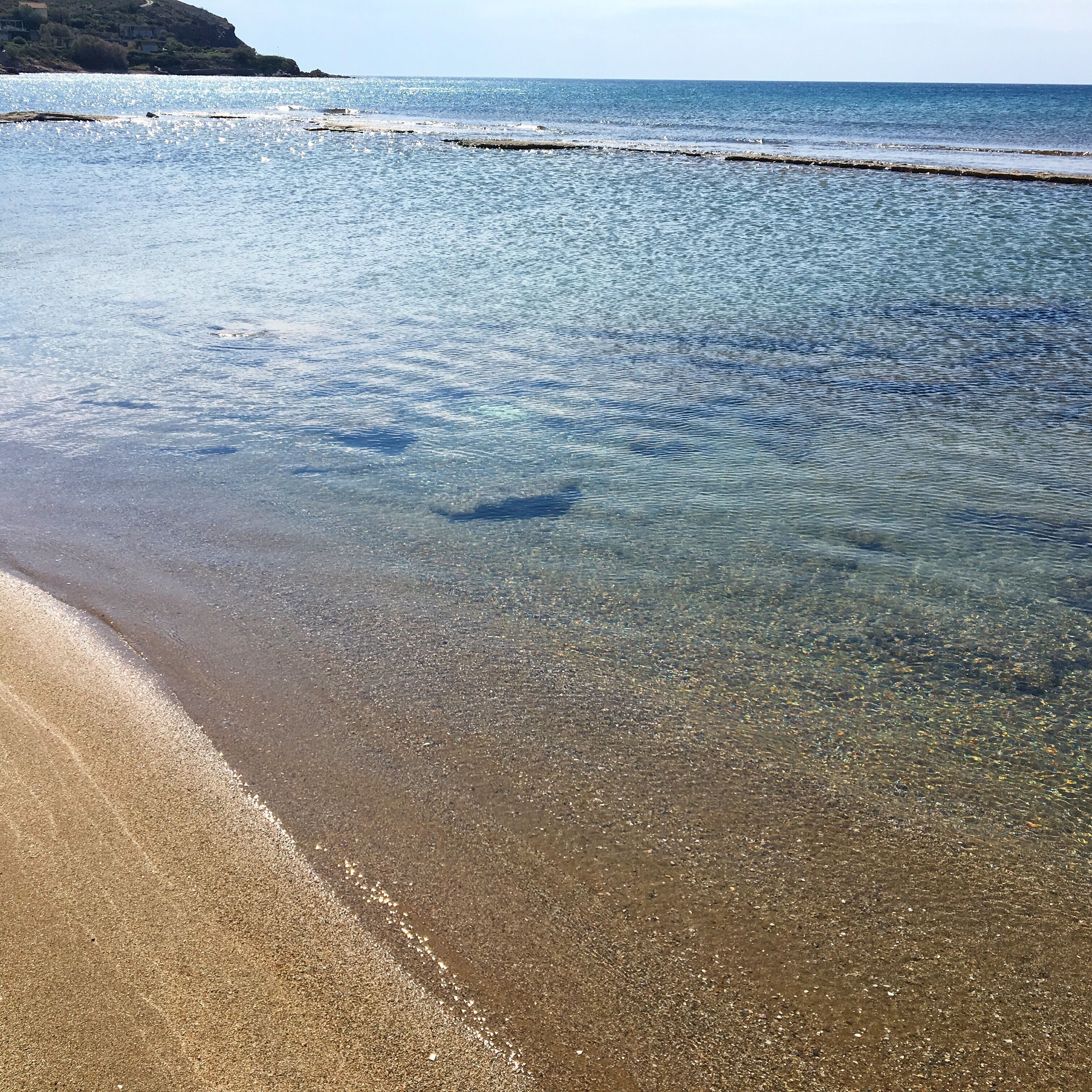 Beach nearby, sun loungers, beach towels