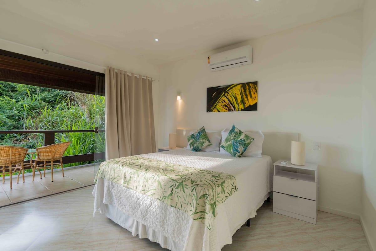 Superior Suite (Luxo) | 1 bedroom, minibar, laptop workspace, blackout drapes