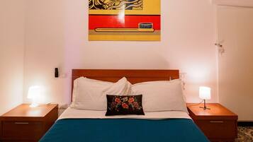 3 bedrooms, travel crib, free WiFi, bed sheets