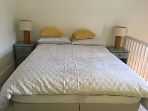 Room - Spacious apartment in Winchester (Kings Worthy)