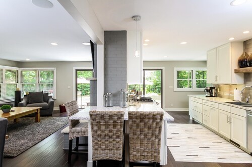 Rivers Edge - Four Bedroom Villa, Sleeps 12