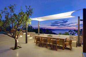 Outdoor dining - Melitta Villa, with Astonishing View, 6 Bedrooms & 6 Bathrooms. (Perdika)