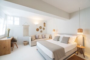 6 chambres, coffres-forts dans les chambres, fer et planche à repasser