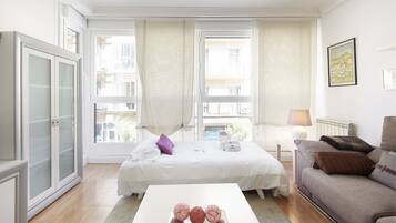 1 soverom, strykejern/-brett, wi-fi (inkludert) og sengetøy