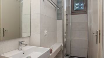 Hair dryer, towels