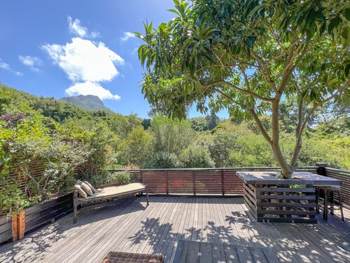 TABLE MOUNTAIN VILLA