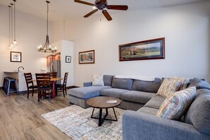 Televisión, chimenea