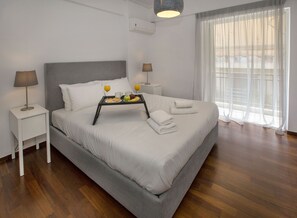 1 bedroom, iron/ironing board, travel crib, WiFi