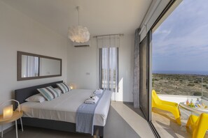 3 bedrooms, in-room safe, iron/ironing board, free WiFi
