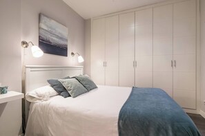 1 bedroom, iron/ironing board, free WiFi, bed sheets - Deluxe Apartment Castellana Suites I (Madrid)
