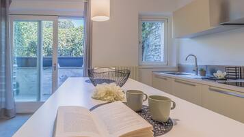 Frigorifero, microonde, forno, lavastoviglie