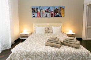 1 多间卧室、熨斗/熨衣板、WiFi、床单