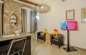Interior - Camaella Luxury Studio with AC (Vernazza)