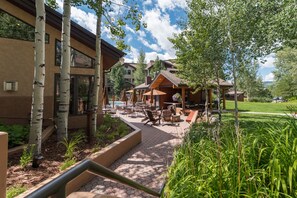 Property grounds - TL2210 | Perfect for a Couple | Winter Specials | Winter Shuttle | 10 Hot Tubs (Steamboat Springs)