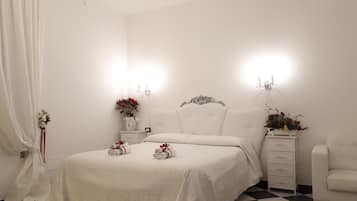 2 間睡房、床單、方便輪椅出入