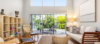 CASUARINA SURFBREAK BEACH HOUSE