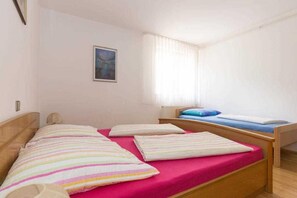 3 bedrooms, Internet - Apartment Galetic with Terrace (Malinska)