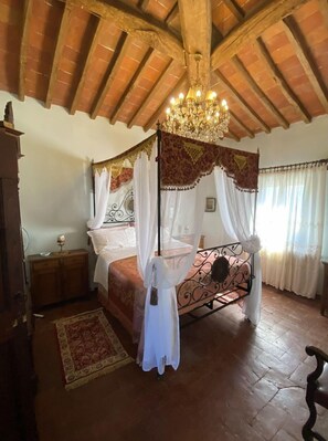 2 soveværelser, strygejern/strygebræt, sengetøj