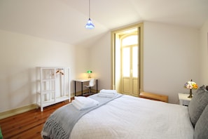 4 camere, ferro/asse da stiro, culla da viaggio, Wi-Fi gratuito