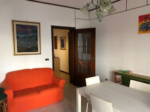 Interior - Paolo Suite in via Parioli in Gela (Gela)