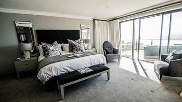 8 Schlafzimmer, Zimmersafe, Bügeleisen/Bügelbrett, WLAN