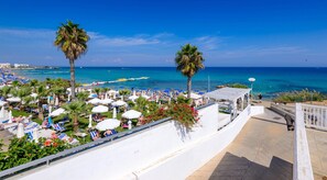 Property grounds - Sunrise Bay Villa #3 - Charming Protaras Centre Getaway (Protaras)