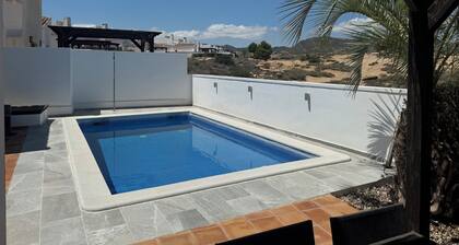 El Valle Golf Resort. Piscine privée, bain à remous, salle de sport, vue sur le parcours, endroit calme