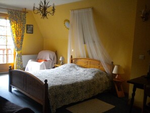 1 chambre, Wi-Fi gratuit, draps fournis