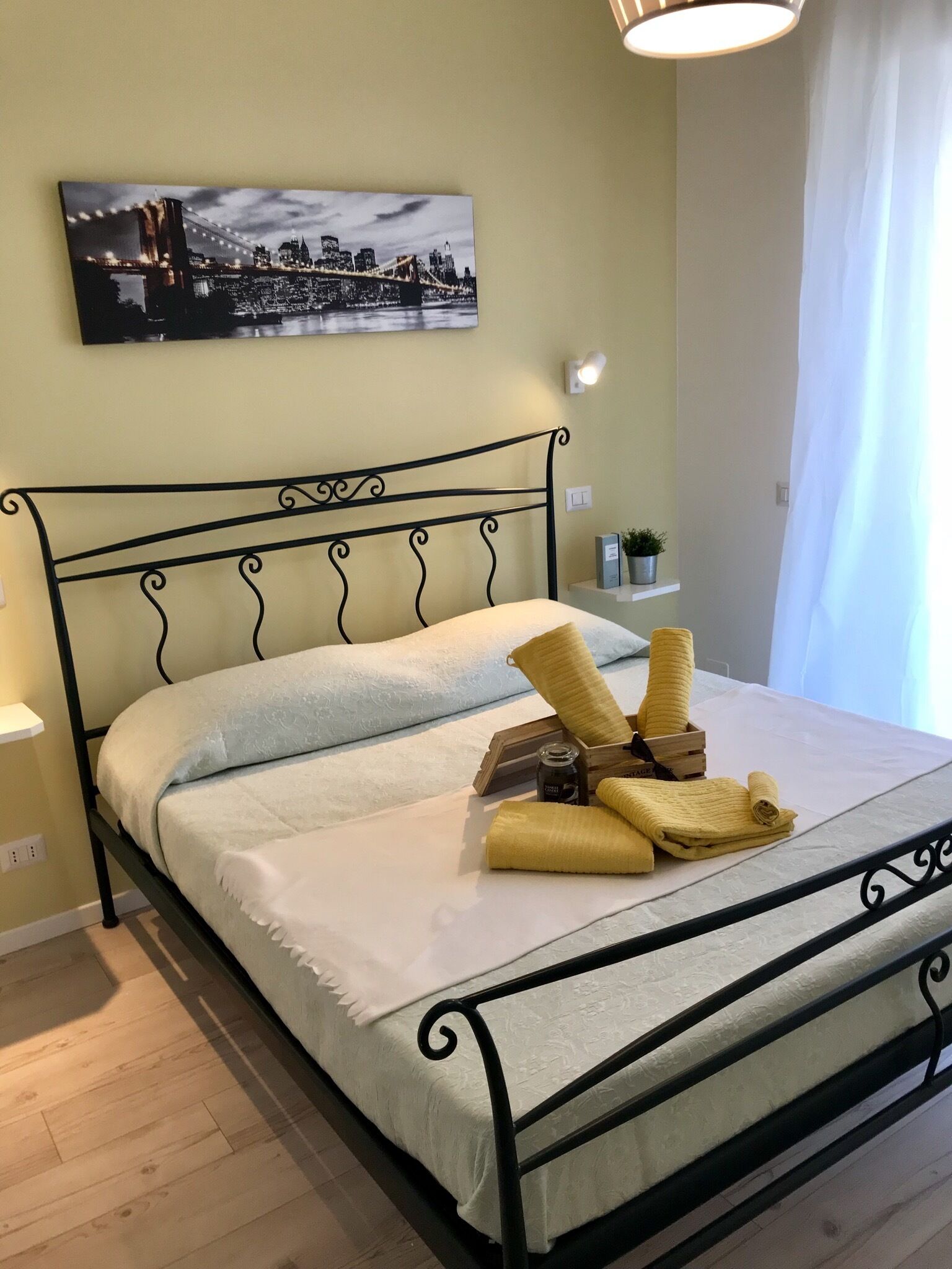 2 chambres, fer et planche à repasser, Wi-Fi gratuit, draps fournis