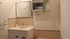 Shower, hair dryer - Church St - Conveniently Located in the Hart of Bright (Bright)