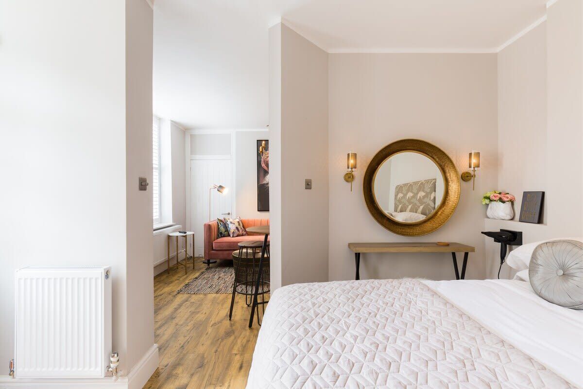 2 bedrooms, iron/ironing board, travel cot, WiFi