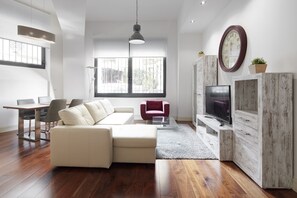 TV - EIDER - Basque Stay (San Sebastián/Donostia)