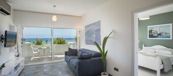 Lordos Sunshore Beachfront Suite