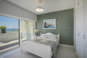1 bedroom, in-room safe, iron/ironing board, free WiFi - Lordos Sunshore Beachfront Suite (Larnaca)