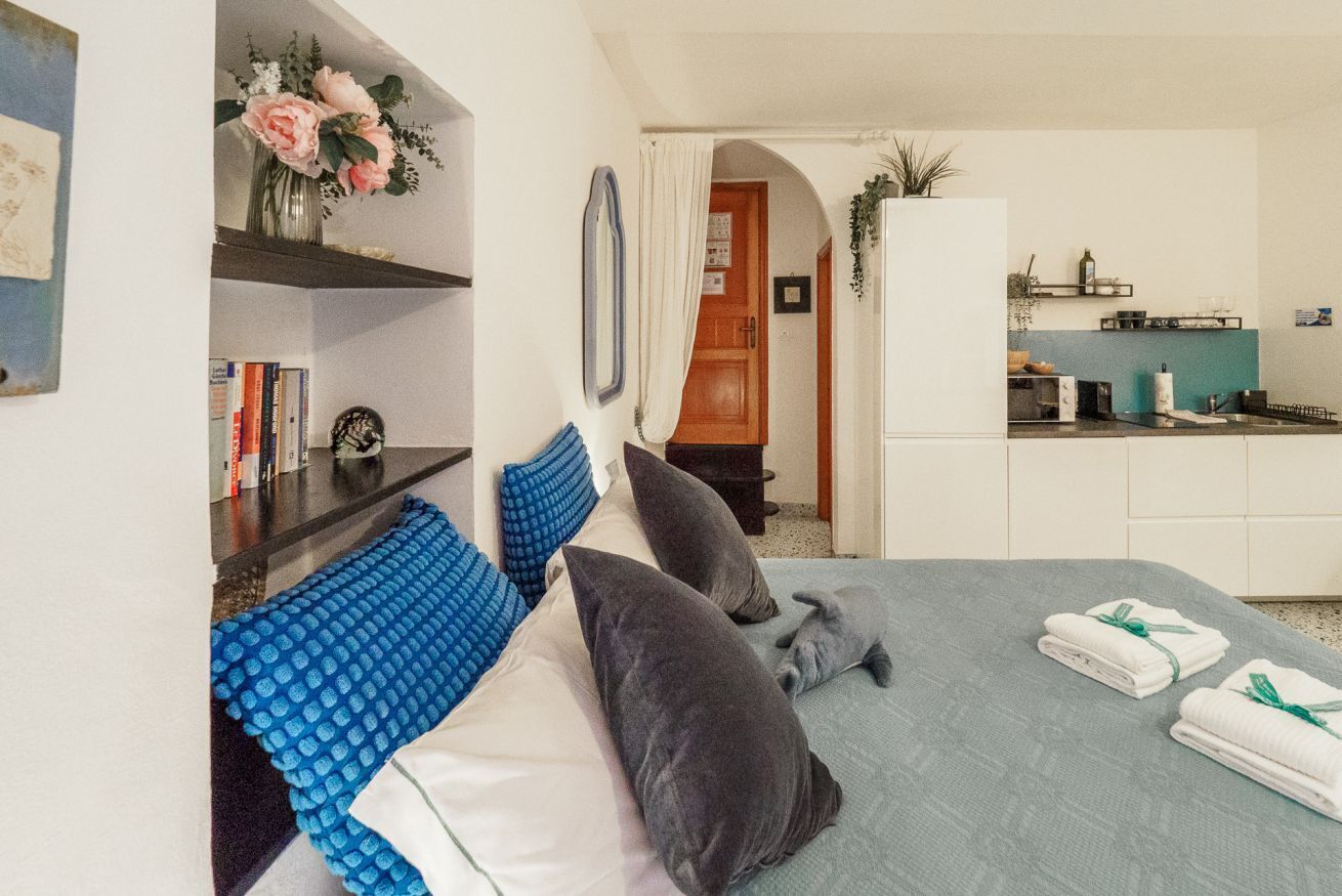 1 bedroom, travel crib, WiFi (free), bed sheets