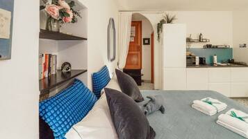 1 bedroom, travel crib, WiFi (free), bed sheets