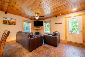 TV connectée, cheminée