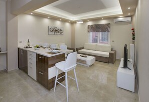 Interior - Spacious & convinient place near Acropolis Museum (Athina)