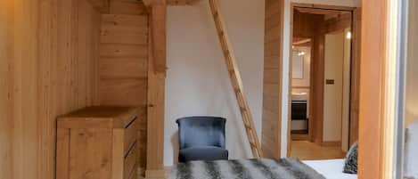 4 habitaciones, escritorio y insonorización