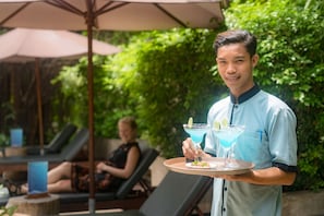 Property grounds - Private Luxury Room Balcony - Free Round Trip Airport Transfer (Krong Siem Reap)