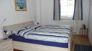 2 Schlafzimmer, Reisekinderbett, WLAN