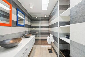 Hair dryer, towels - SUNSET VILLA ANGEL **** (saint barthelemy)