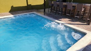 Piscine extérieure