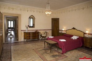 2 bedrooms, WiFi, bed sheets - Villa Valmarana ai Nani - Imperial Suite (Vicenza)