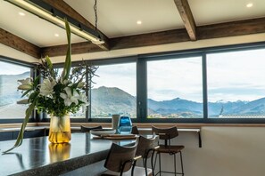 Dining - Farrant Drive - Modern holiday home with lake views, close to town (Wanaka)