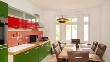 Kühlschrank, Ofen, Geschirrspüler