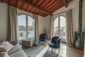 Immagine non classificata, 3 di 35, pulsante